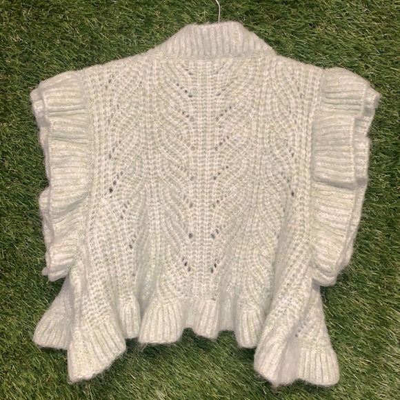 Zara open ruffle vest - Picture 5 of 5